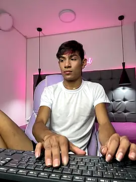 cherub  online show from 12/05/25, 12:36