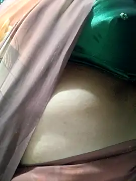 Snapshot of harinisree chatting on 11/15/25, 01:07 harinisree online show from 11/15/25, 01:07