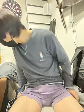 Snapshot of mikan_kun_st chatting on 12/16/25, 12:15 mikan kun st online show from 12/16/25, 12:15