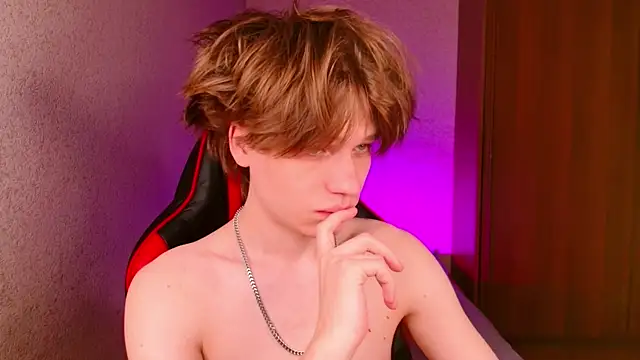 jeffreyue online show from 10/18/25, 01:12