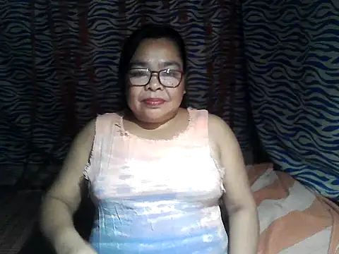 Snapshot of cris_tita chatting on 03/01/26, 12:51 cris tita online show from 03/01/26, 12:51