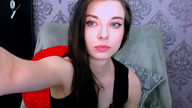 DominantLuna online show from 05/20/26, 07:42