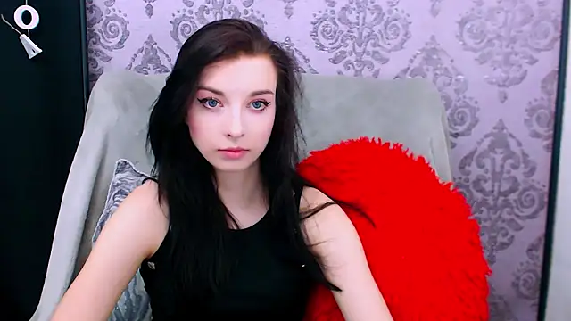 DominantLuna online show from 05/24/26, 07:30