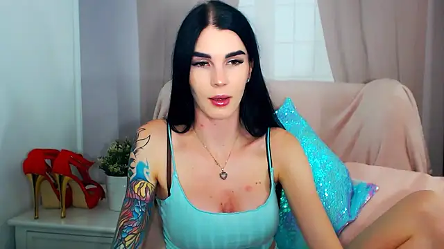 Snapshot of SofiiaBeauty chatting on 10/21/25, 07:14 SofiiaBeauty online show from 10/21/25, 07:14