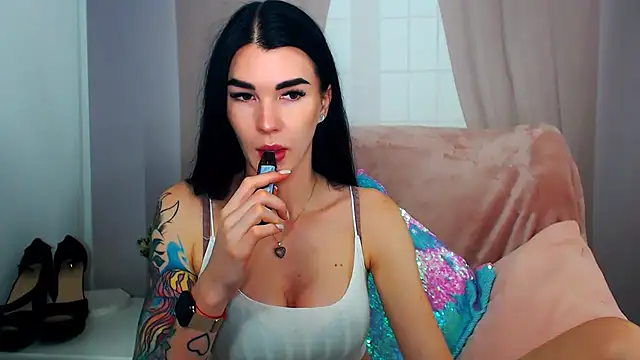 SofiiaBeauty online show from 12/18/25, 02:23