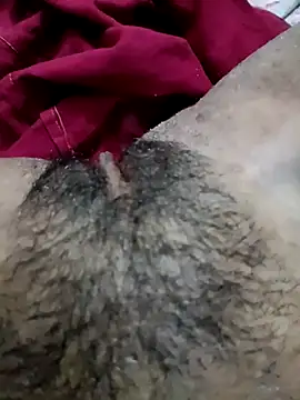 Hotty ruvi online show from 10/14/25, 04:24