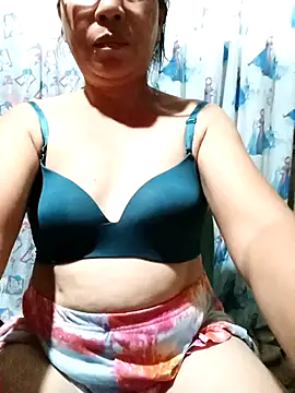 Snapshot of hot_abe chatting on 10/15/25, 01:06 hot abe online show from 10/15/25, 01:06