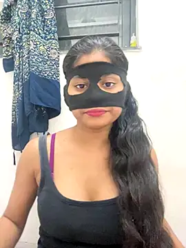 Snapshot of sexy-riya43 chatting on 10/22/25, 05:45 sexy-riya43 online show from 10/22/25, 05:45