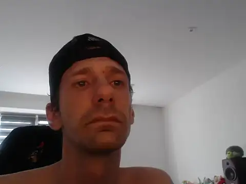 LoyalDoggie online show from 07/17/26, 03:29