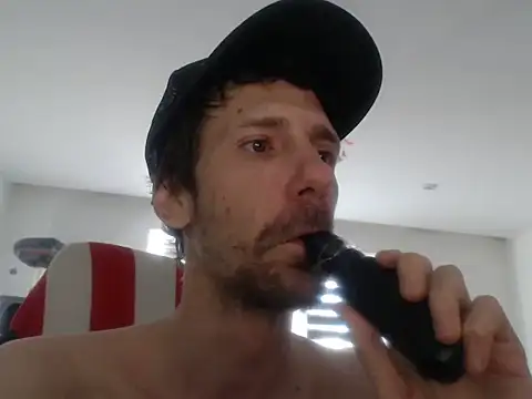 LoyalDoggie online show from 07/28/26, 04:27