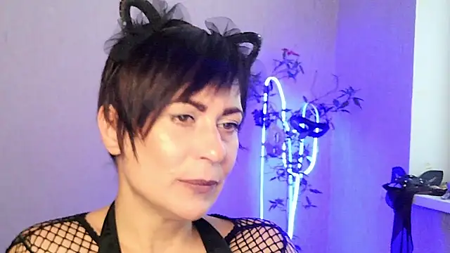 Snapshot of Ashley_Brookss chatting on 11/29/25, 11:24 Ashley Brookss online show from 11/29/25, 11:24