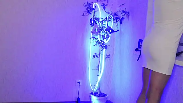 Snapshot of Ashley_Brookss chatting on 12/05/25, 03:30 Ashley Brookss online show from 12/05/25, 03:30