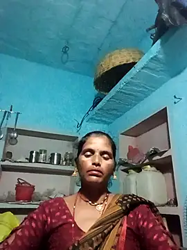 Snapshot of Mohni_cute chatting on 09/29/25, 06:35 Mohni cute online show from 09/29/25, 06:35