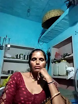 Snapshot of Mohni_cute chatting on 10/04/25, 01:42 Mohni cute online show from 10/04/25, 01:42