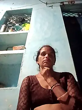 Snapshot of Mohni_cute chatting on 10/05/25, 02:26 Mohni cute online show from 10/05/25, 02:26