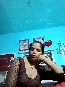 Snapshot of Mohni_cute chatting on 10/07/25, 03:42 Mohni cute online show from 10/07/25, 03:42