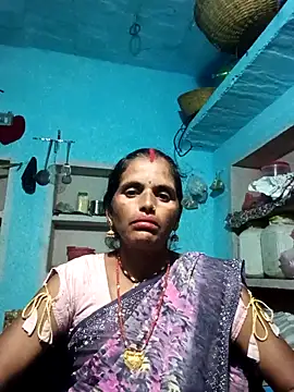 Snapshot of Mohni_cute chatting on 10/10/25, 03:00 Mohni cute online show from 10/10/25, 03:00