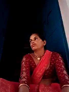 Snapshot of Mohni_cute chatting on 10/22/25, 12:16 Mohni cute online show from 10/22/25, 12:16