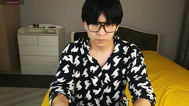 KaiChicken online show from 05/15/26, 06:26