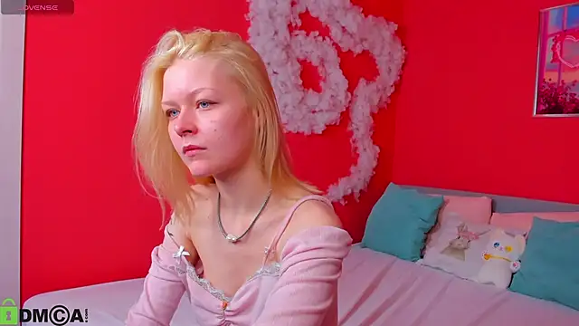 Snapshot of Callista_a chatting on 11/15/25, 03:48 Callista a online show from 11/15/25, 03:48