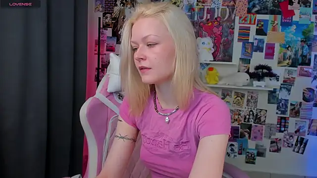 Snapshot of Callista_a chatting on 11/23/25, 11:10 Callista a online show from 11/23/25, 11:10