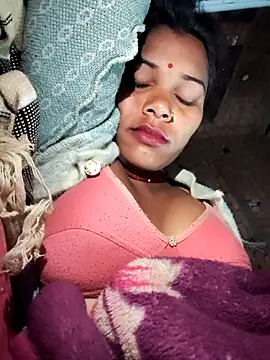 Katrina kaif143 online show from 12/14/25, 10:47