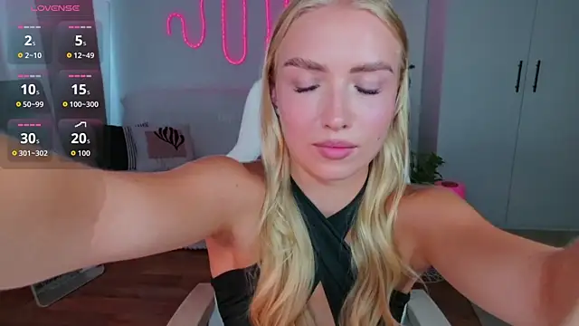 TessaGrays online show from 07/22/26, 09:56