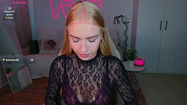 TessaGrays online show from 07/24/26, 02:15