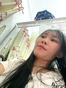 Ami-mi00 online show from 10/15/25, 01:55