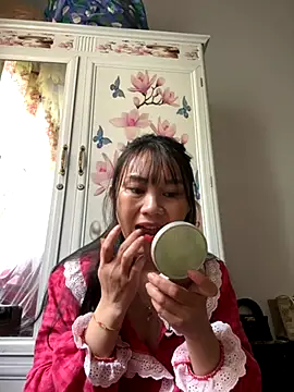 Ami-mi00 online show from 10/21/25, 05:08