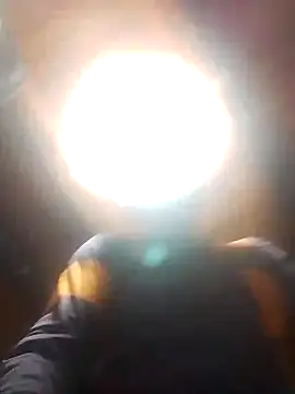 Snapshot of RAJV_ chatting on 10/28/25, 08:00 RAJV online show from 10/28/25, 08:00