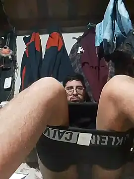 Snapshot of RAJV_ chatting on 11/16/25, 01:28 RAJV online show from 11/16/25, 01:28