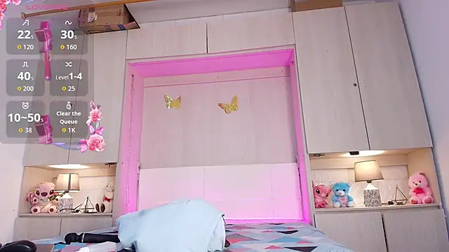 Snapshot of ChloeWiillow chatting on 07/02/26, 11:27 ChloeWiillow online show from 07/02/26, 11:27