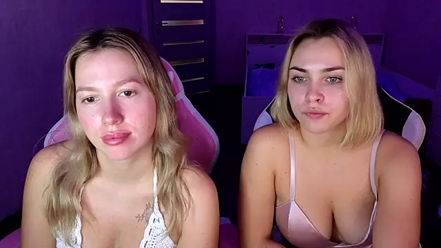 Snapshot of stefany_and_bettany chatting on 11/07/25, 02:50 stefany and bettany online show from 11/07/25, 02:50