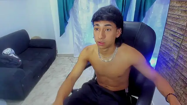 Austin Booy online show from 10/03/25, 03:47