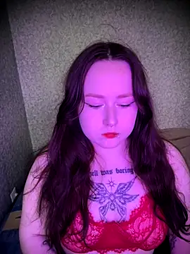 BambiGlow online show from 10/07/25, 05:59