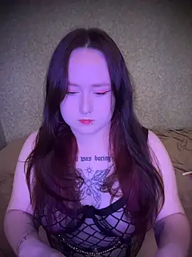 BambiGlow online show from 10/20/25, 07:31