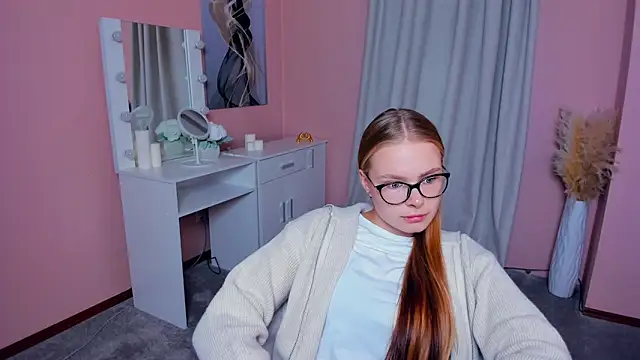 LibbyVenzeio online show from 09/30/25, 11:48