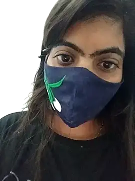 Snapshot of PEEHU-50 chatting on 10/11/25, 12:54 PEEHU-50 online show from 10/11/25, 12:54