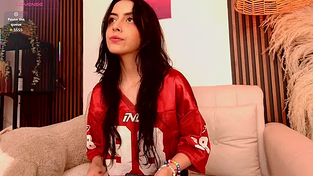Snapshot of Dahlia_vexx chatting on 10/16/25, 07:48 Dahlia vexx online show from 10/16/25, 07:48