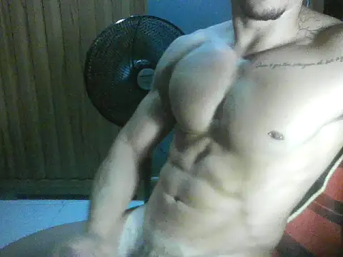 Snapshot of EntregadorDePau chatting on 10/20/25, 02:56 EntregadorDePau online show from 10/20/25, 02:56