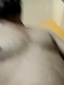 puneriboy32 online show from 10/03/25, 11:51