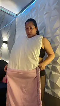 Marianasmitt online show from 11/23/25, 11:43