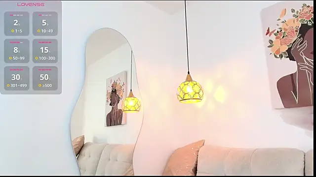 Snapshot of Samara_Smith04 chatting on 10/18/25, 07:03 Samara Smith04 online show from 10/18/25, 07:03