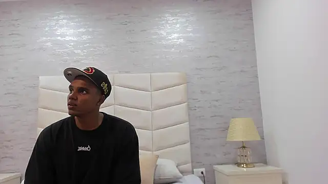 Snapshot of jax_black chatting on 12/03/25, 07:23 jax black online show from 12/03/25, 07:23