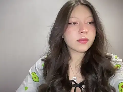 Rachel James   online show from 11/27/25, 03:52