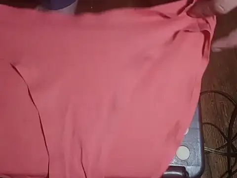 macKnd online show from 10/18/25, 07:03