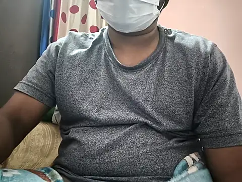 Snapshot of mallu_boy_23 chatting on 10/02/25, 06:48 mallu boy 23 online show from 10/02/25, 06:48