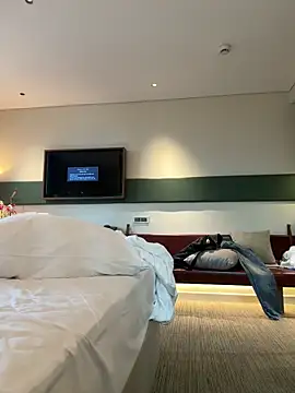 HenryLee1983-cums online show from 10/08/25, 12:08