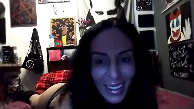 Snapshot of inkdhollow1 chatting on 10/28/25, 03:10 inkdhollow1 online show from 10/28/25, 03:10